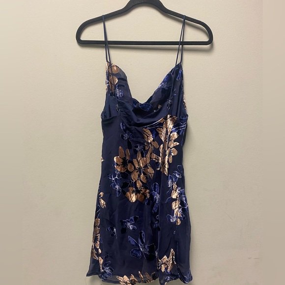 NWT Hello Molly Ninety Kisses Dress-Blue-Size L/US 8 - Picture 9 of 16